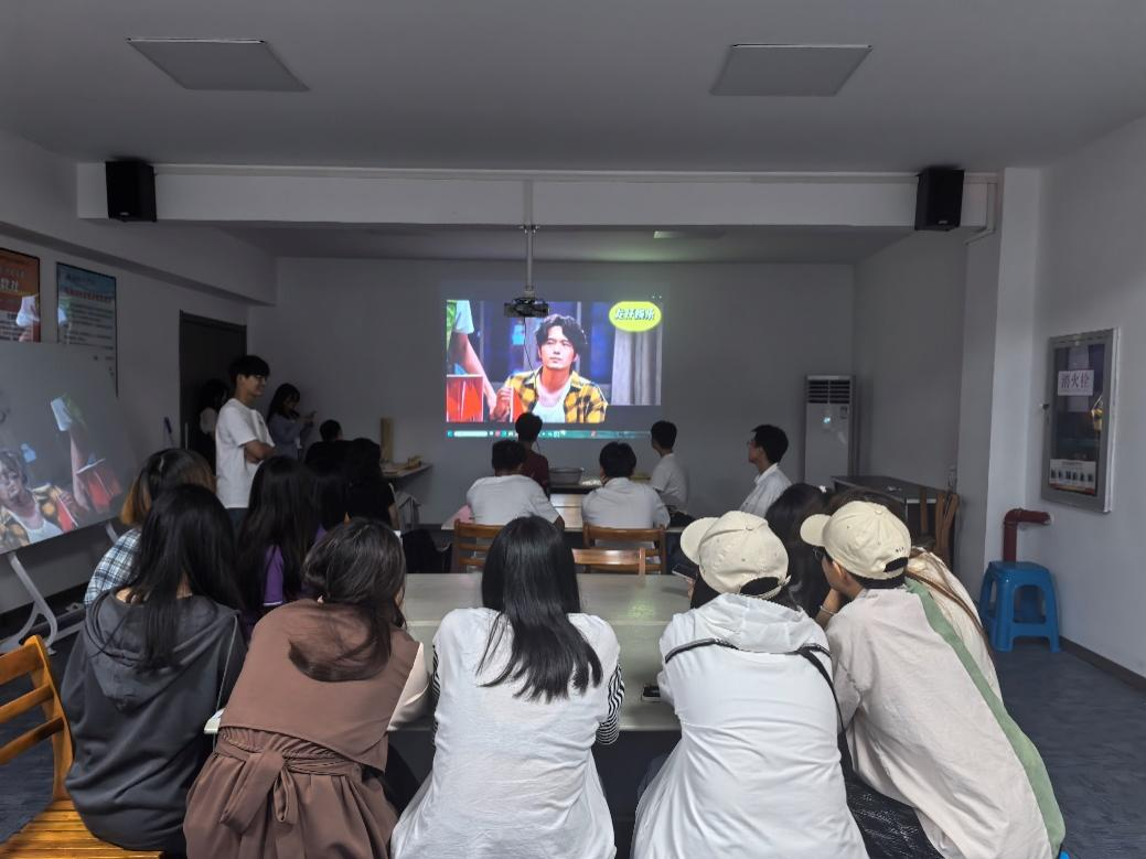 翰墨生辉，戏韵添香 我校书法社小品选角暨剧本创作活动圆满落幕